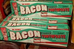 Charlie-Browns-Farm-bacon-toothpaste