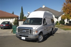 ford majestic tourer front