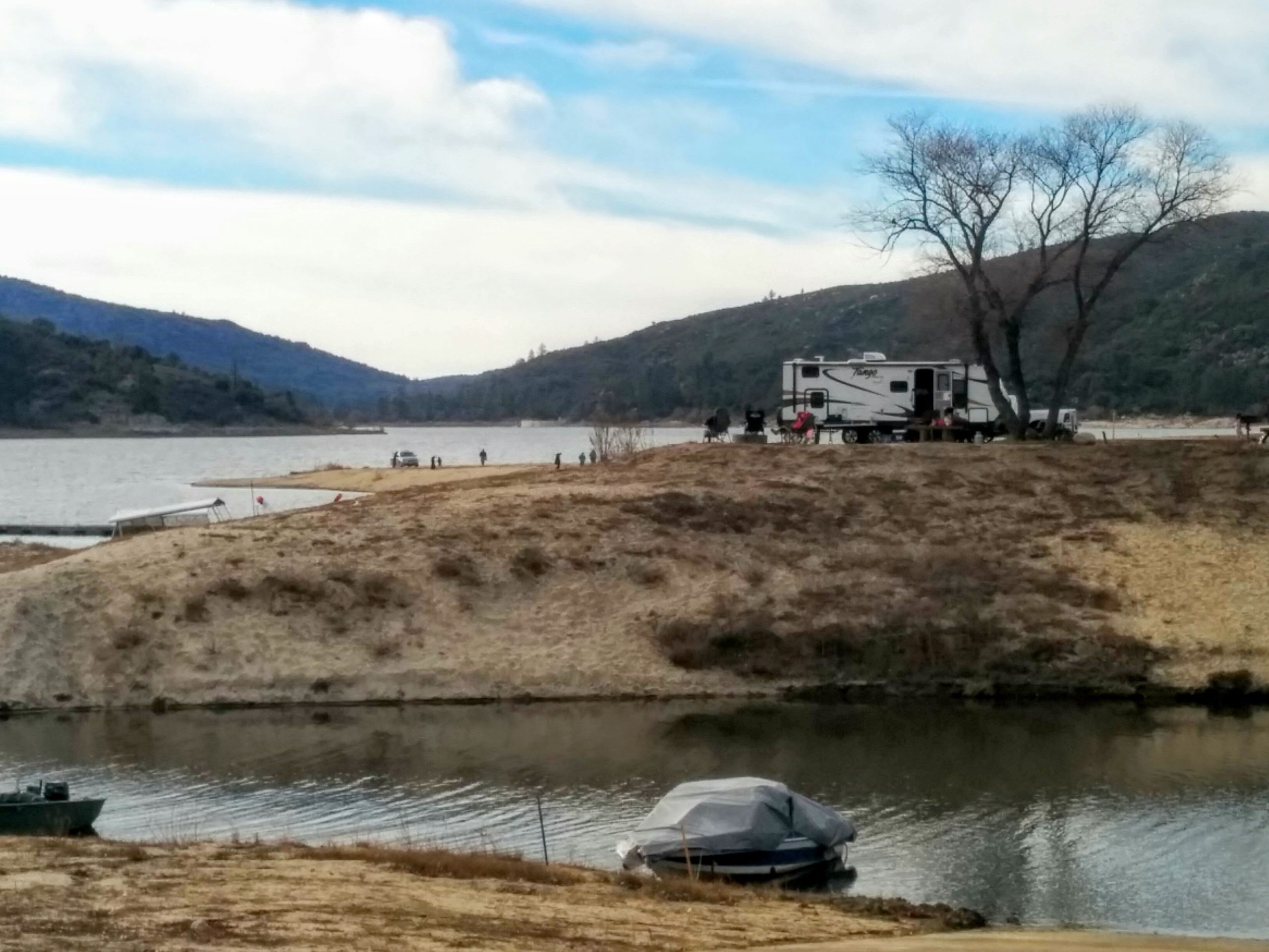 Lake Hemet Campground For Your Class B RV